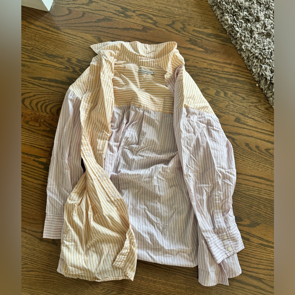 two toned Abercrombie and fitch cover up dress